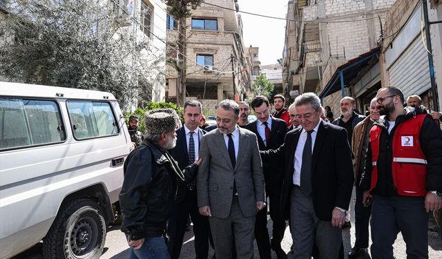 Türk Kızılay Suriye'de ihtiyaç sahibi ailelere insani yardım dağıttı