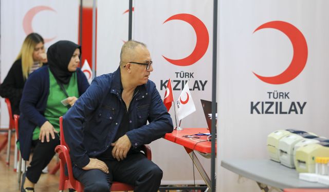 Türk Kızılaydan iftar sonrası kan bağışı daveti