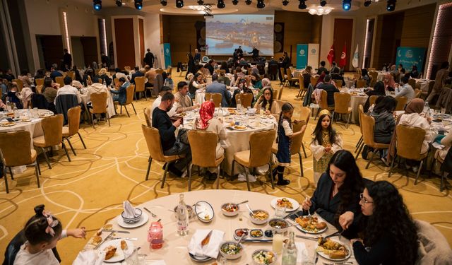 Türkiye Maarif Vakfı Tunus'ta iftar programı düzenledi