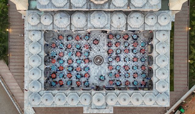 Türkiye'den Gana'da 1000 yetime iftar