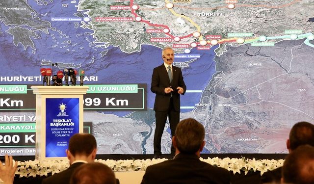 Ulaştırma ve Altyapı Bakanı Uraloğlu, Trabzon'da konuştu: