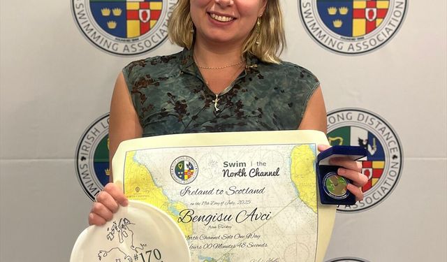 Ultramaraton yüzücüsü Bengisu Avcı, Okyanus Yedilisi'ni tamamlayan ilk Türk olarak ödüllendirildi