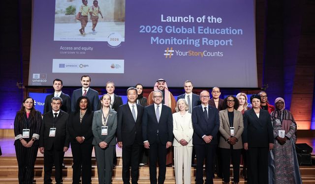 UNESCO'nun Paris'teki toplantısında Türkiye'nin eğitimdeki başarıları örnek gösterildi