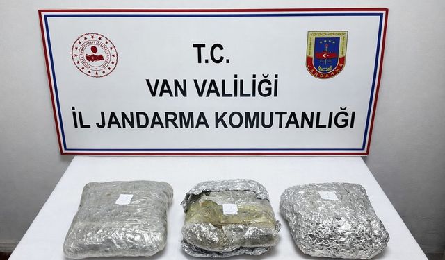 Van'da 4 kilo 60 gram uyuşturucu ele geçirildi