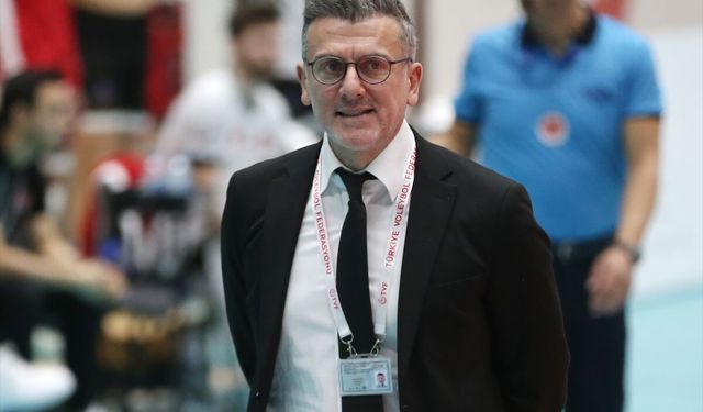 Voleybol: SMS Grup Efeler Ligi