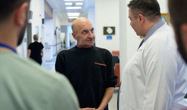 Vücudundan alınan dokuyla dil ve ağız tabanı yapılan hasta yeniden konuşmaya başladı