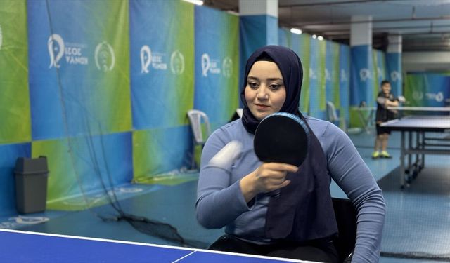 Yeni başladığı para masa tenisinde Türkiye üçüncüsü olan Hatice hedef yükseltti