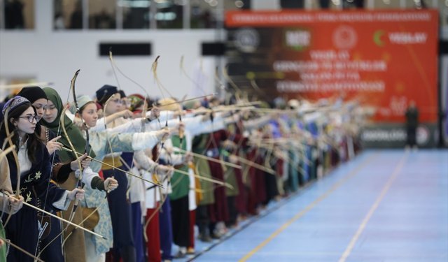 Yeşilay Gençler ve Büyükler Salon Puta Türkiye Şampiyonası Samsun'da başladı