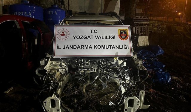 Yozgat merkezli çalıntı araç operasyonunda 4 şüpheli gözaltına alındı