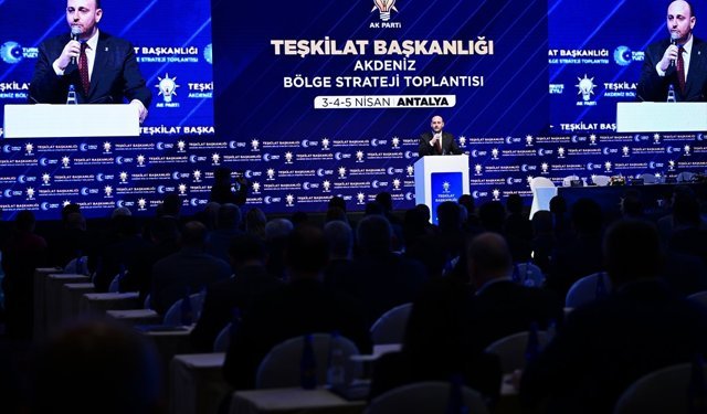 AK Parti Genel Başkan Yardımcısı Büyükgümüş, Akdeniz Bölge Strateji Toplantısı'nda konuştu: