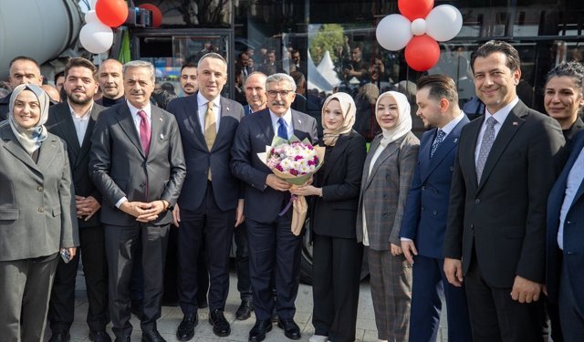 AK Parti Genel Başkan Yardımcısı Yayman, Sapanca'da spor salonunun temel atma törenine katıldı: