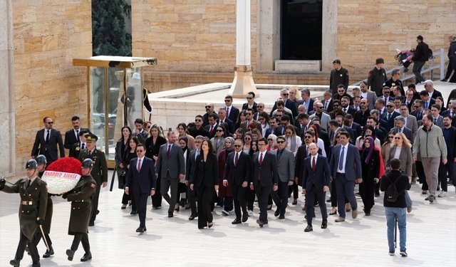 Anadolu Ajansı 106'ncı yaşında Anıtkabir'de