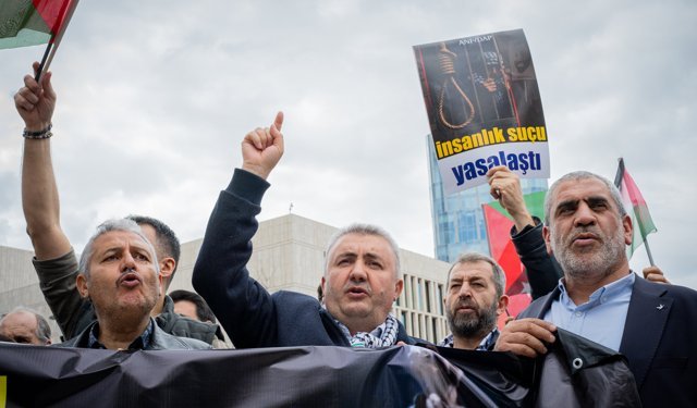 Ankara Filistin Dayanışma Platformundan ABD'nin Ankara Büyükelçiliği önünde protesto