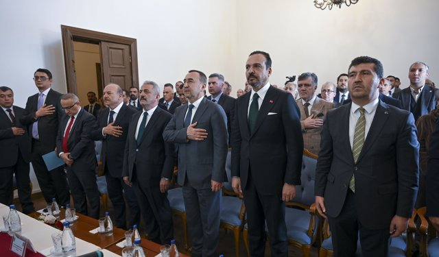 Ankara'da 'Emir Timur'un Doğumunun 690. Yılı Vesilesiyle Türkiye-Özbekistan İlişkileri' programı düzenlendi