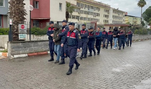 Aydın merkezli dolandırıcılık operasyonunda 7 zanlı yakalandı