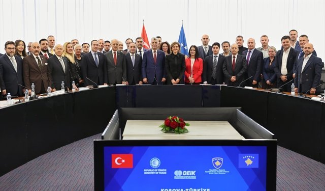 Bakan Bolat, Türkiye ile Kosova arasındaki ticaret hacminin yaklaşık 1 milyar dolara ulaştığını belirtti