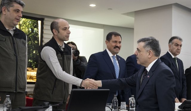 Bakan Çiftçi, 'Orman Yangınlarında Riskli İllerin Valileriyle Koordinasyon Toplantısı'na katıldı: