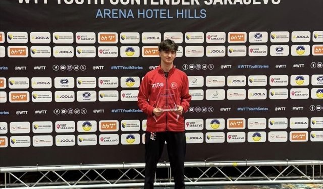 Berk Öztoprak, Dünya Masa Tenisi Gençlik Turu'nda şampiyon oldu