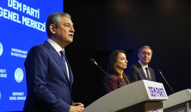 CHP Genel Başkanı Özgür Özel, DEM Parti'yi ziyaret etti:
