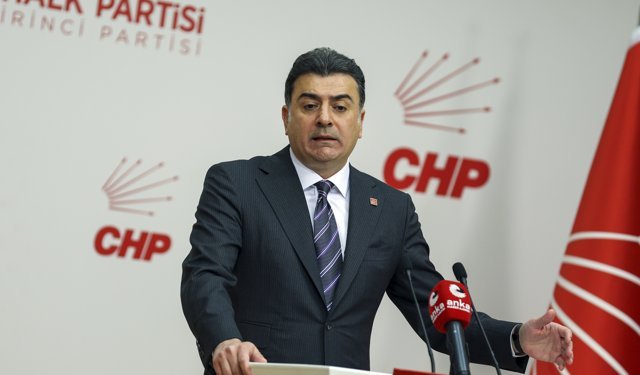 CHP Sözcüsü Emre, MYK gündemine ilişkin basın toplantısı düzenledi: