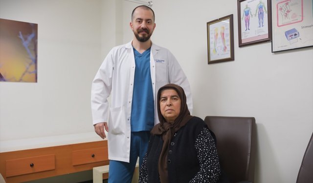 Çözüm bulamadığı bel ağrısından hastanede takılan pille kurtuldu