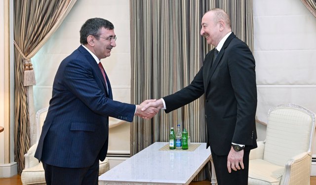 Cumhurbaşkanı Yardımcısı Yılmaz, Azerbaycan Cumhurbaşkanı Aliyev'le görüştü