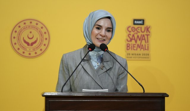 Emine Erdoğan, Rami Çocuk ve Sanat Bienali'nin açılışına katıldı: