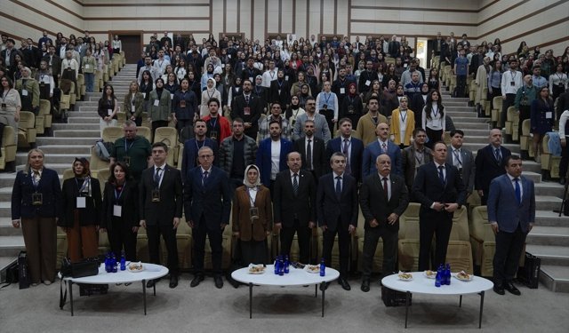Erzurum'da 'Vakanın Zirvesi Ulusal Tıp Kongresi' düzenlendi