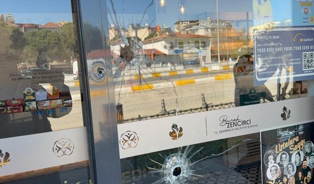 Eski Germencik Belediye Başkanı Öndeş, belediyeye ait iş yerini kurşunladığı iddiasıyla yakalandı