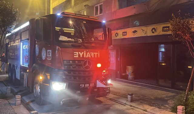 Eskişehir'de eğlence mekanında çıkan yangın söndürüldü