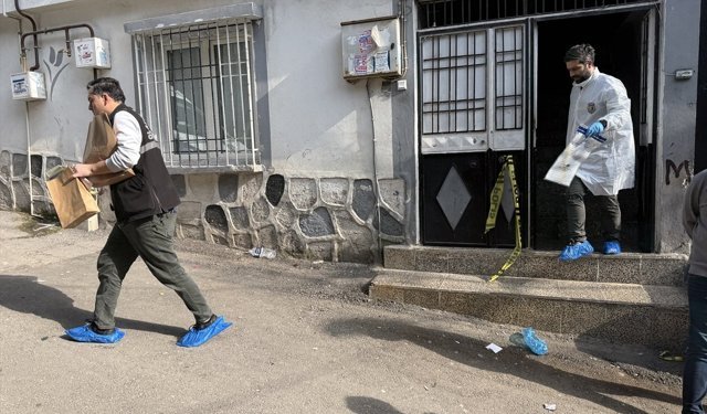 Gaziantep'te bir çocuk tartıştığı babasını öldürdü
