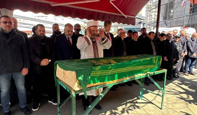 Giresun'da bağışlanan organlarıyla 5 hastaya umut olan Tuana Torun'un cenazesi defnedildi