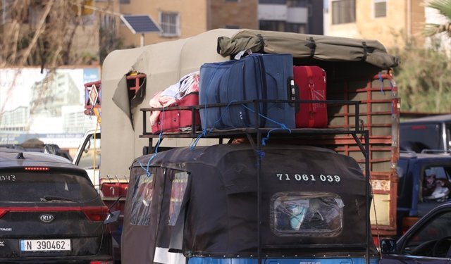 GÜNCELLEME - İsrail'in Lübnan'ın güneyine ateşkese rağmen düzenlediği saldırılar yeniden göç dalgası başlattı