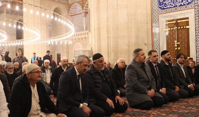 Hacı adayları Selimiye Camisi'nden dualarla kutsal topraklara uğurlandı