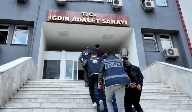Iğdır'daki göçmen kaçakçılığı operasyonunda 3 zanlı tutuklandı