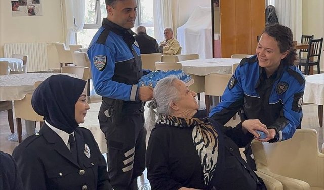 İstanbul Emniyet teşkilatından huzurevinde kalan emekli personele ziyaret