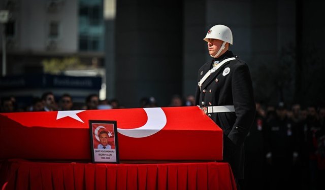İstanbul'da trafik kazasında şehit olan polis Seçkin Yalçın için tören düzenlendi
