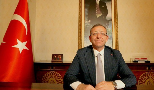 Kars Valisi Ziya Polat, AA'nın kuruluşunun 106. yılını kutladı