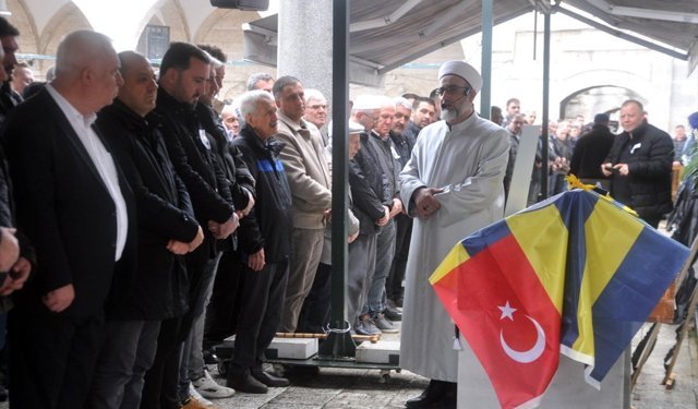 Kırklareli'nde sobanın patlaması sonucu ölen kişinin cenazesi defnedildi