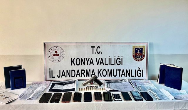 Konya'da tefecilik operasyonunda 12 zanlı yakalandı