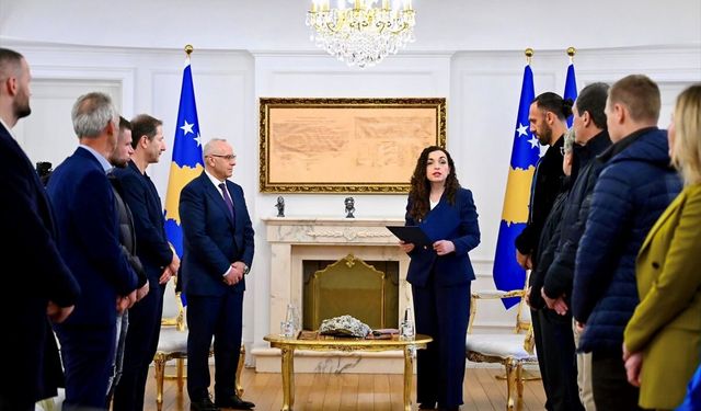 Kosova Milli Futbol Takımı'na Cumhurbaşkanlığı Liyakat Madalyası verildi