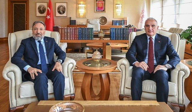 Kültür ve Turizm Bakanı Ersoy, Diyanet İşleri Başkanı Arpaguş ile bir araya geldi
