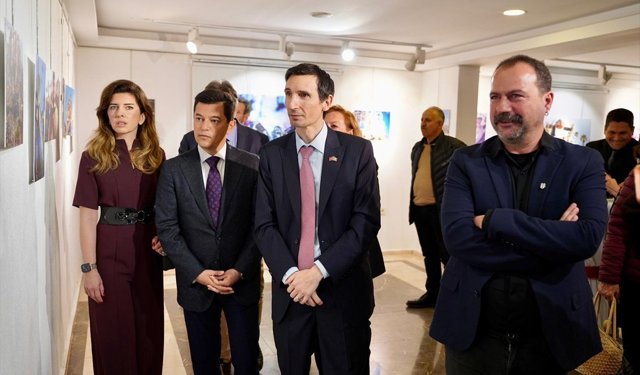 Marmaris'te 'Kırmızı Bank' uygulamasıyla kadına yönelik şiddete dikkat çekildi