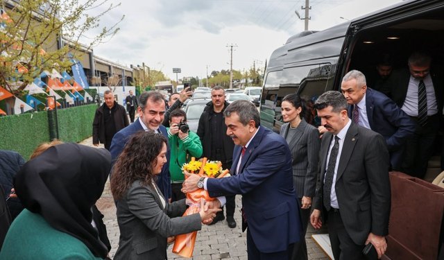 Milli Eğitim Bakanı Tekin, AK Parti Aydın İl Başkanlığı'nda konuştu: