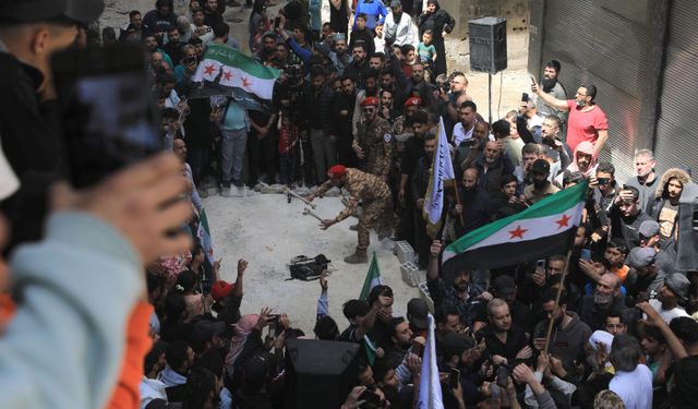 Şam'daki Tadamun katliamının mağdurları Emced Yusuf'un yakalanmasını memnuniyetle karşıladı