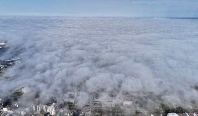 Samsun'da Karadeniz'in üzerini kaplayan 'sis denizi' dronla görüntülendi
