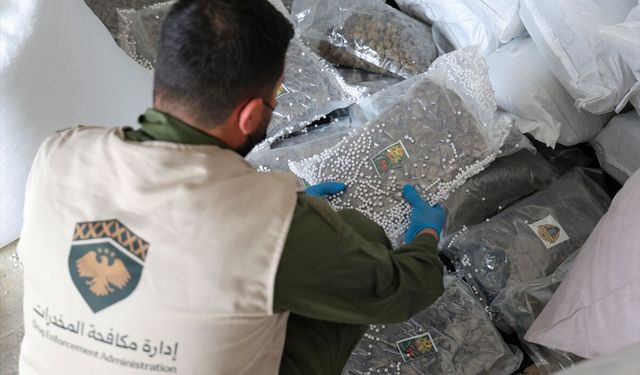 Suriye'de, Türkiye ile koordinasyon içerisinde 15 milyona yakın uyuşturucu hap ele geçirildi