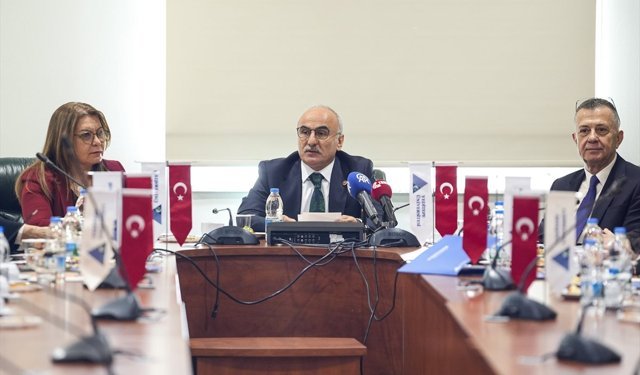 TBMM İnsan Haklarını İnceleme Komisyonu Ayrımcılığın Önlenmesi Alt Komisyonu, İstanbul'da çalışma ziyaretleri gerçekleştirdi