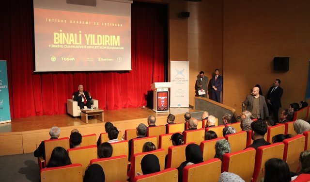 TDT Aksakallar Konseyi Başkanı Yıldırım, Erzincan'da 'İhtisas Akademi 26 Lansmanı'nda konuştu: