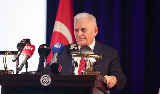 TDT Aksakallar Konseyi Başkanı Yıldırım, Erzincan'da panelde konuştu: